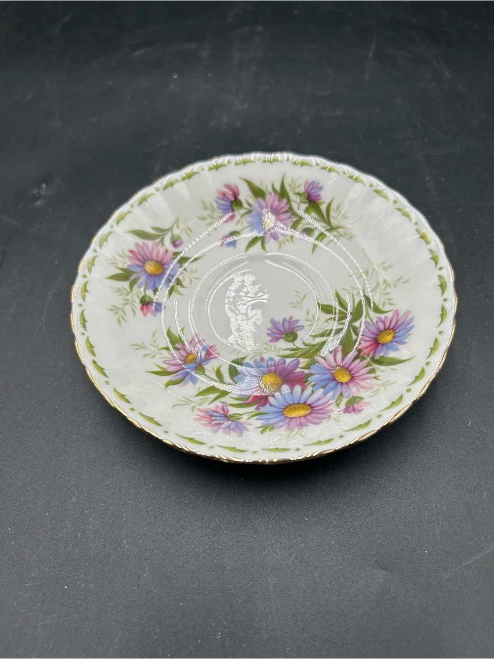 Royal Albert michaelmas daisy bone China Teacup- White Multicolor Flowers